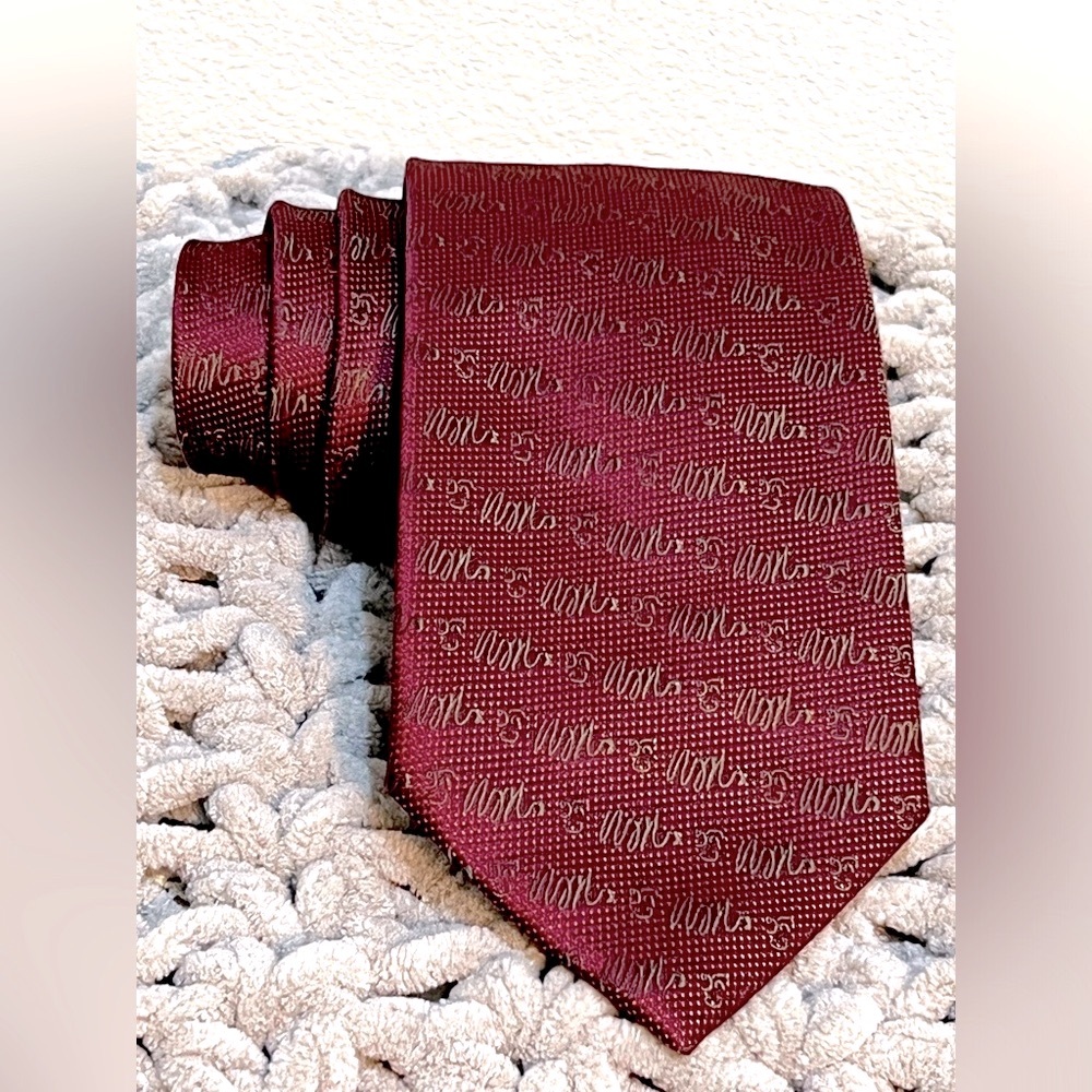 NWOT BCBGMAXAZRIA dark red silk tie
